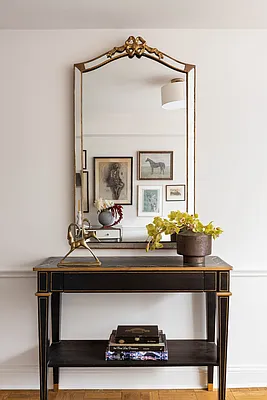 Sold by Compass | media 20