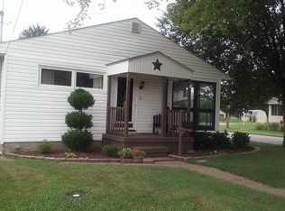 817 17th St, Vienna, WV 26105