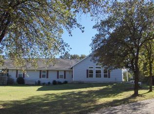 5301 E Charter Oak Rd, Guthrie, OK 73044