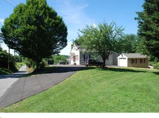 596 Old School House Rd, Landenberg, PA 19350