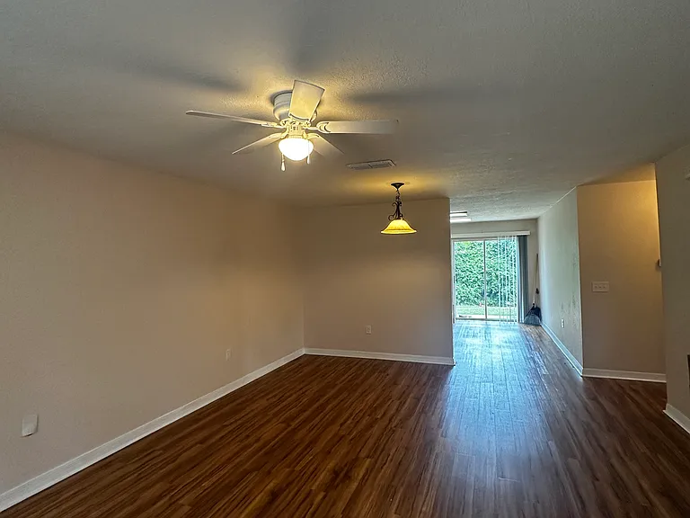 1849 Van Allen Cir — Photo 8