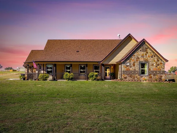 555 Munn Rd, Springtown, TX 76082