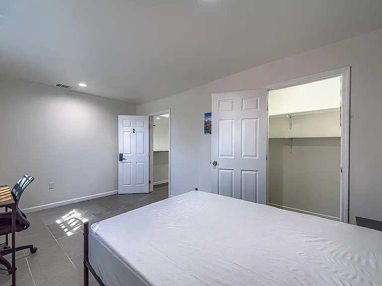 Melvin Dr — Photo 2