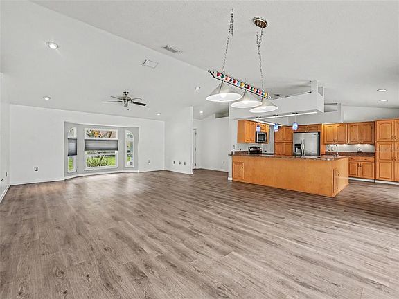 4th image of 6736 NELLS WAY