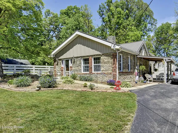 5217 Maple Spring Dr, Louisville, KY 40229
