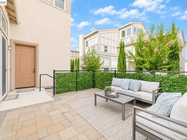 4398 Healdsburg Way, Dublin, CA 94568