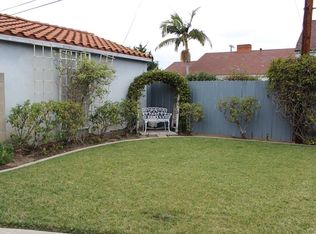 2021 Meriday Ln, Santa Ana, CA 92706