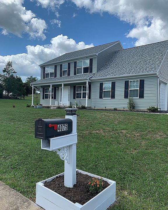 2nd image of 4075 Bahn Ave