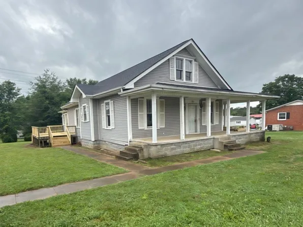 323 Kennedy St, Lawrenceburg, TN 38464