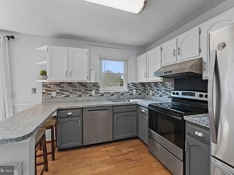 8561 Skipjack Pl — Photo 31