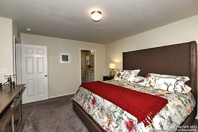 7807 Cottonwood Rdg — Photo 21