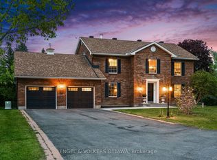 1041 Brandywine Ct, Ottawa, ON K4M1J2