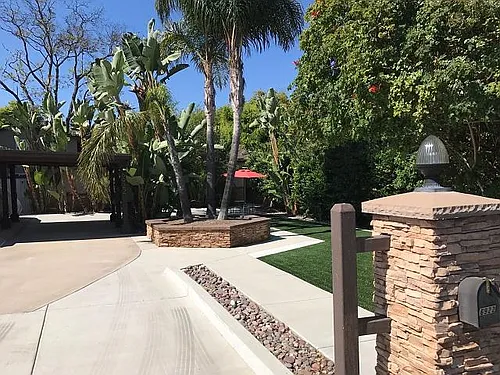 6922 Adams Ave Photo 1