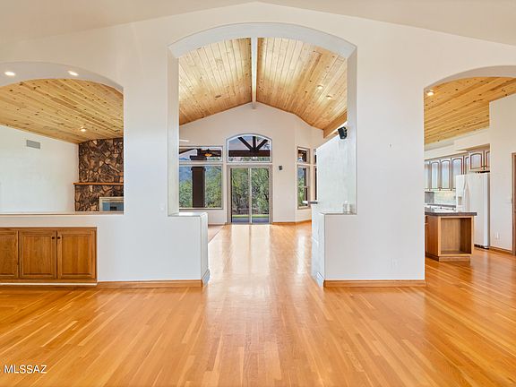 4th image of 4001 N Harrison Rd