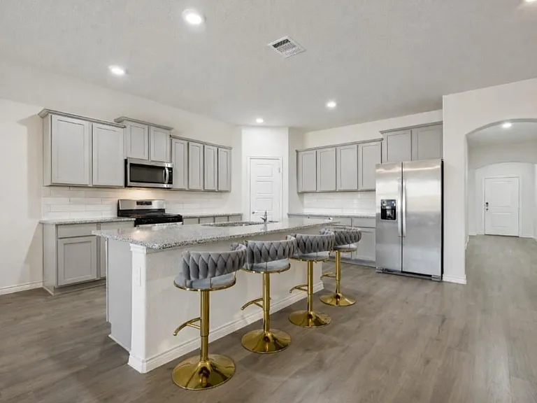 9729 Gooseneck Dr — Photo 5