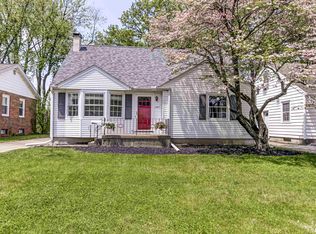 2417 S State St, Springfield, IL 62704