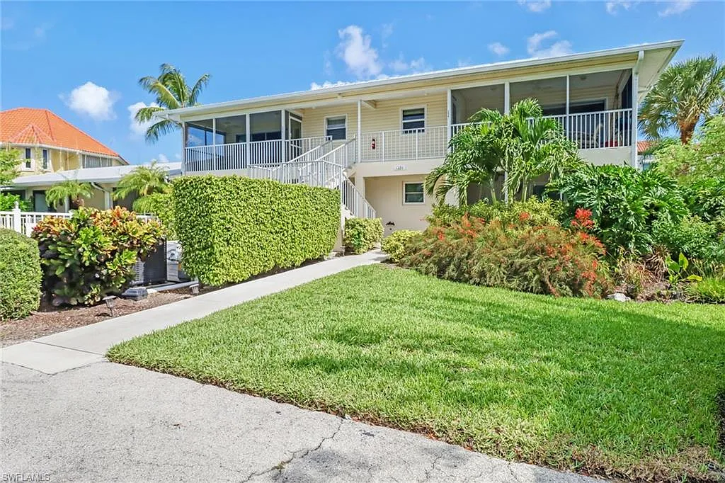 2 bed, 2.0 bath, 1022 sqft, $8,500 — Photo 1