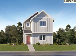 745 Pickering Ln, Woodburn, OR