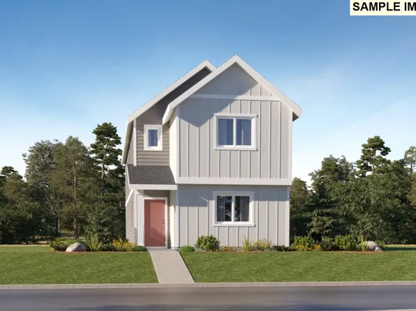 745 Pickering Ln, Woodburn, OR 97071