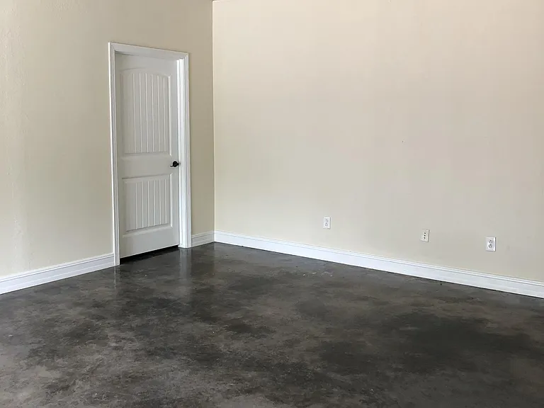 5053 Highway 69 S #101-1 — Photo 5