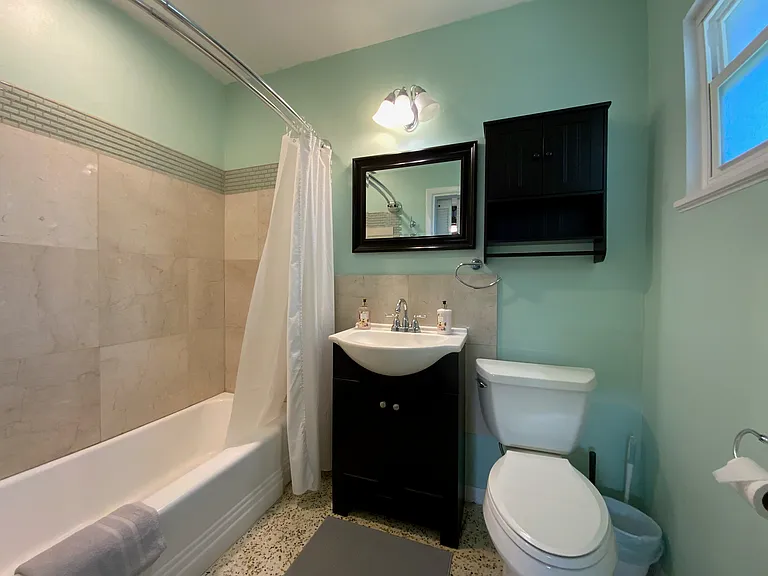 505 Barcelona Ave #2 — Photo 11