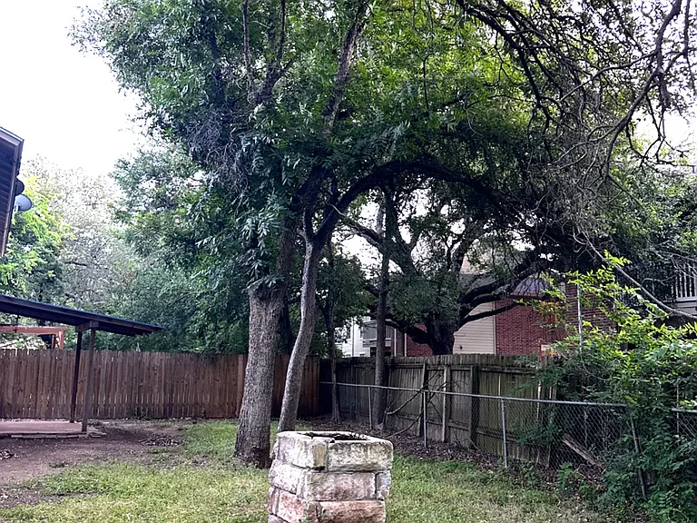 6906 Argonne Forest Cv #A — Photo 15