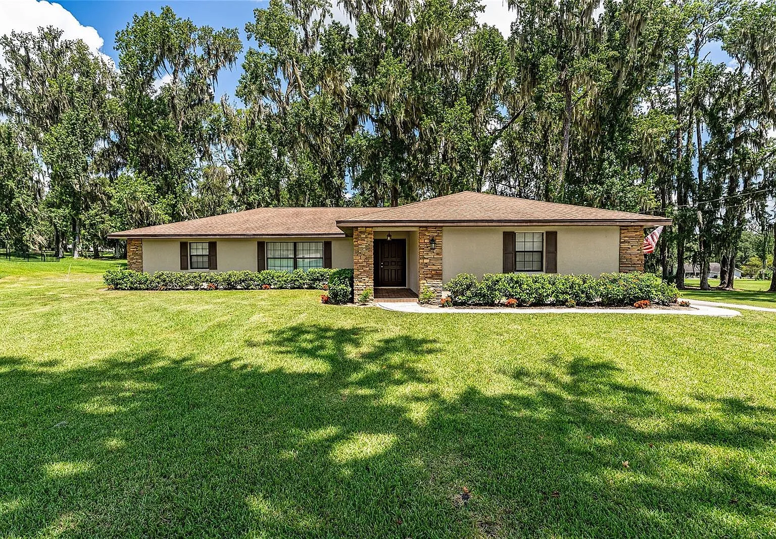 34482 - Ocala — Photo 1