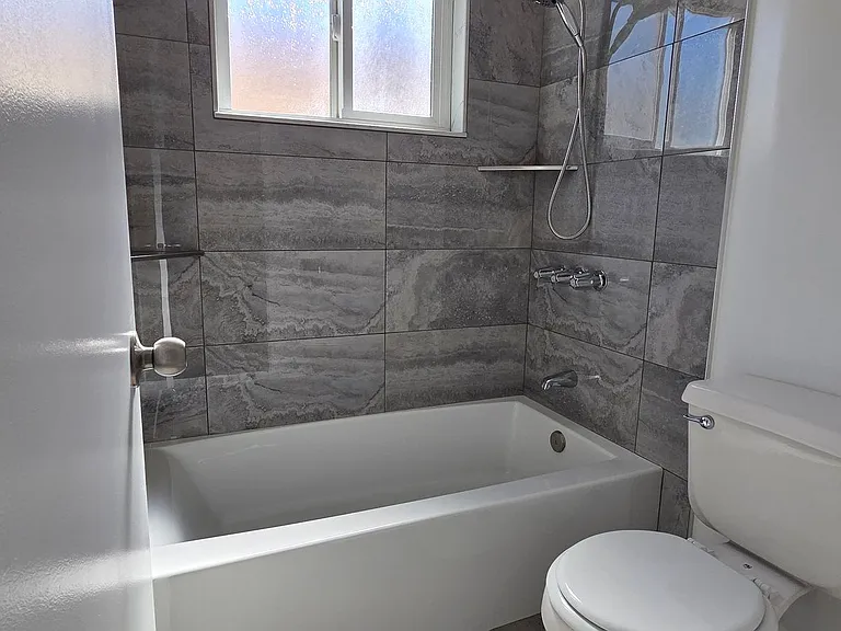 3025 Newell St — Photo 12