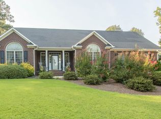 2900 Wycliffe Ct, Fayetteville, NC 28306