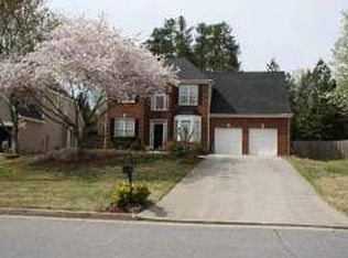 600 Camber Woods Dr, Roswell, GA 30076