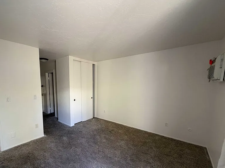 5545 Kiowa Dr #1 — Photo 9