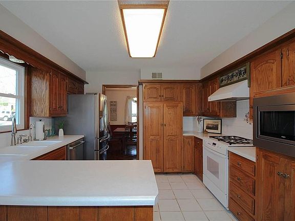 2nd image of 18609 E 28th Ter S