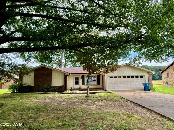 415 Honey Locust Dr, South Fulton, TN 38257