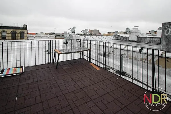 Rented by Next Door Realty NYC | media 9