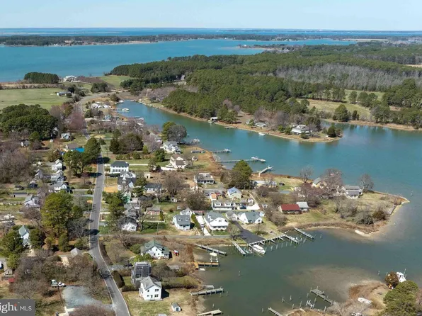 6394 Bozman Neavitt Rd, Neavitt, MD 21652