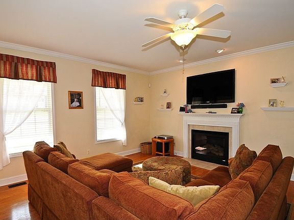 Offering a gas FP and beautiful wood floors