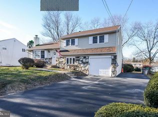 888 Mearns Rd, Warminster, PA 18974