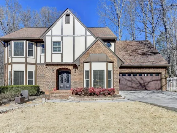 350 S Satinwood Pl, Roswell, GA 30076