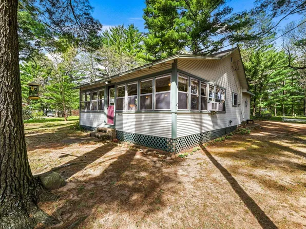 W8424 Clearwater Ave, Wautoma, WI 54982
