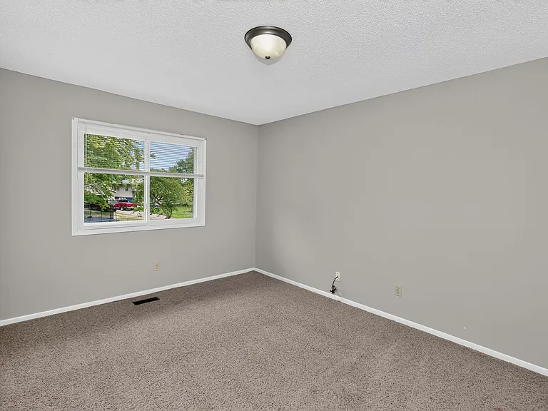3439 SE 20th St — Photo 10