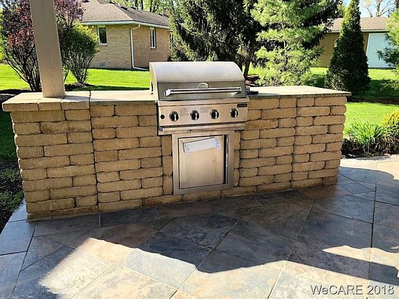 5th image of 2210 Seneca Dr
