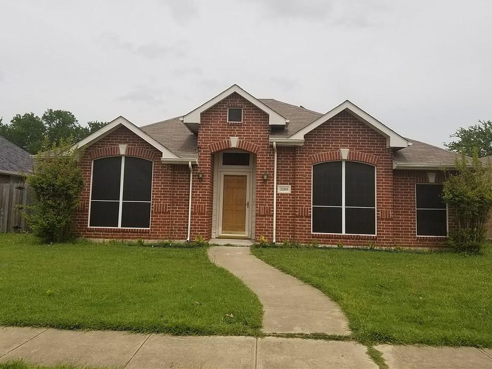 1st image of 3209 Hamlett Ln