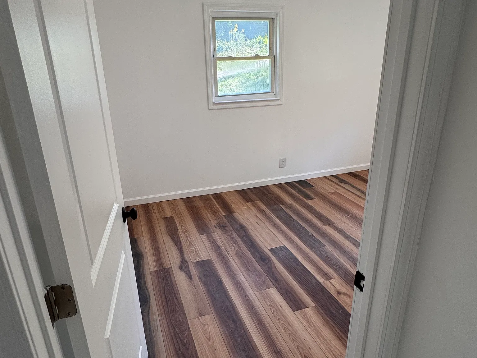 3 bed, 1200 sqft, $1,800 — Photo 4