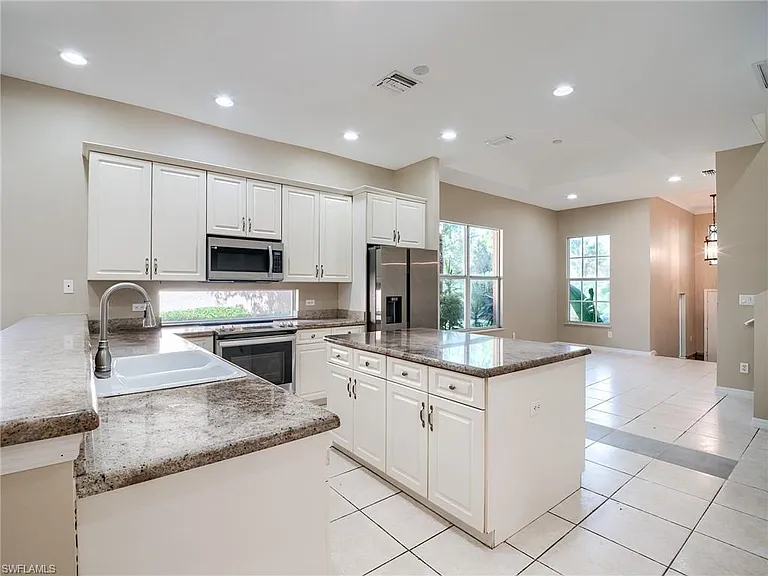 9124 Brendan Preserve Ct — Photo 5
