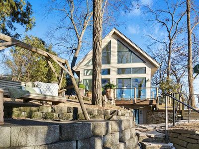W287N8263 Dobbertin ROAD, Hartland, WI, 53029