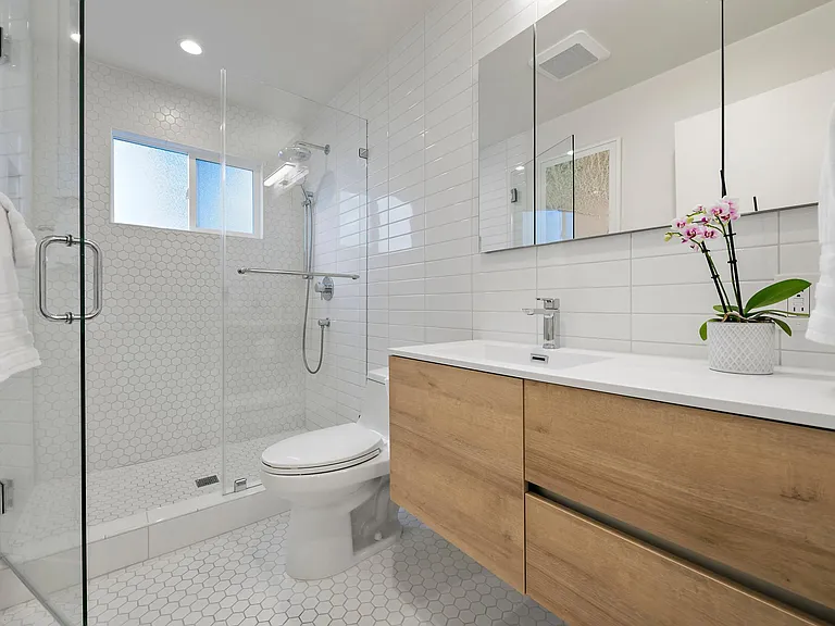 520 Piazza Dr #B — Photo 3