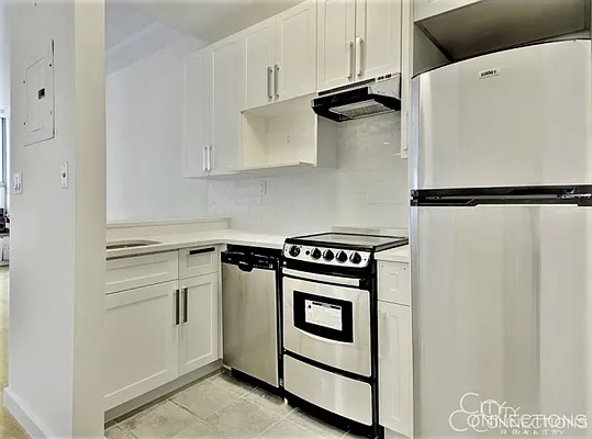 Rented by City Connections Realty | media 20