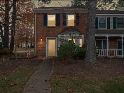 1 Corwin Cir, Hampton, VA, 23666