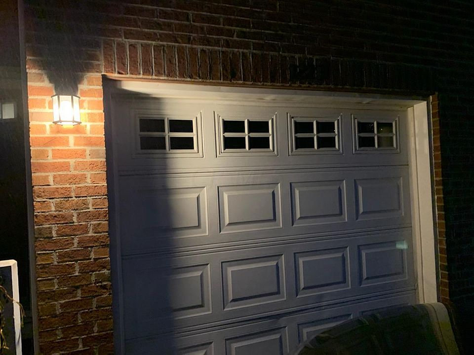 2nd image of 1223 Park Dr