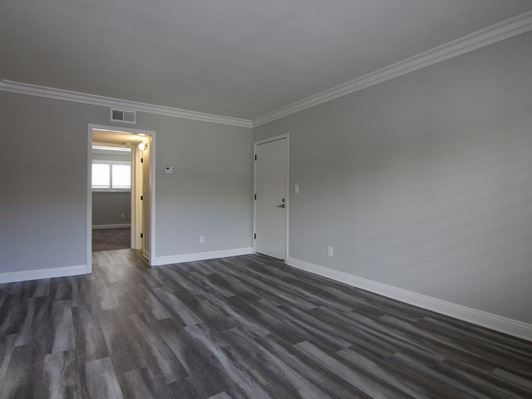 Cedar Glen Apartments - North Hollywood, CA | Zillow